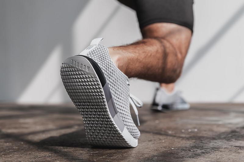 Men's Nobull Arctic Gradient Mesh Running Shoes Grey | SG Y1994X
